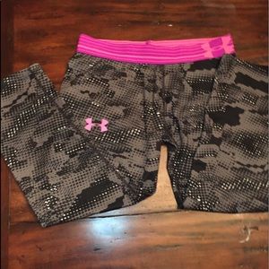 patterned under armor leggings